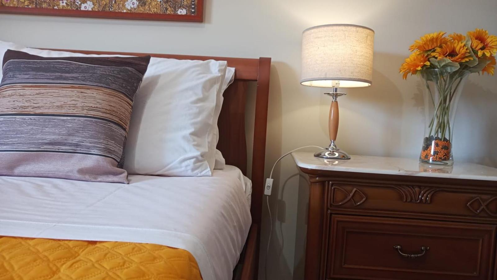 Lorenzo Guest Suite With Free Private Parking-- Cantieri Culturali Palermo Eksteriør billede