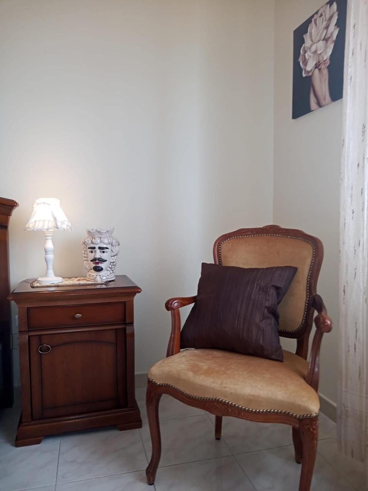 Lorenzo Guest Suite With Free Private Parking-- Cantieri Culturali Palermo Eksteriør billede